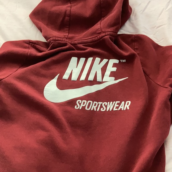 NIKE Zip Up Sports Sweater - Picture 4 of 4
